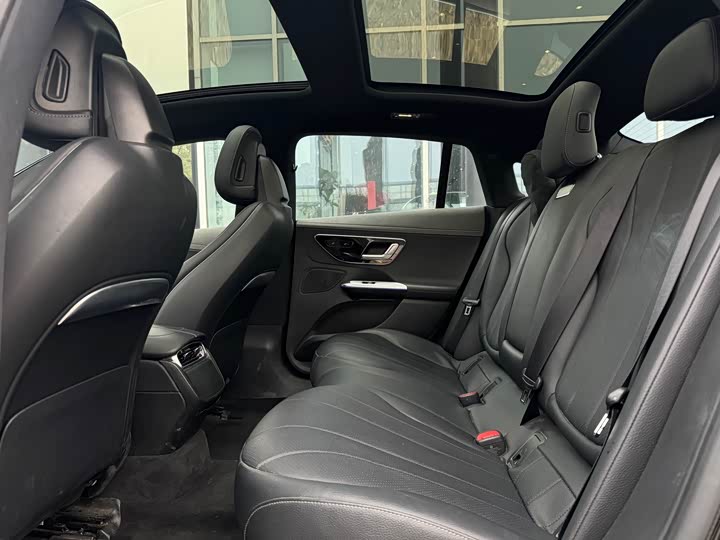 Фото 8 - Mercedes-Benz EQE