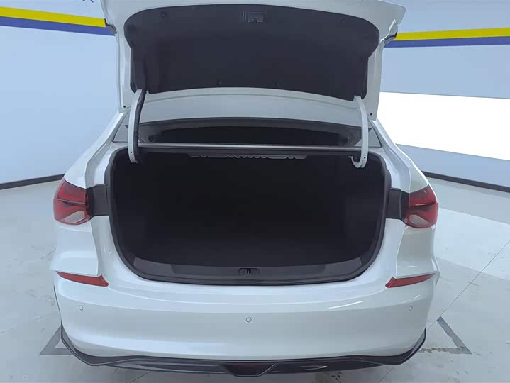 Фото 4 - Chevrolet Monza