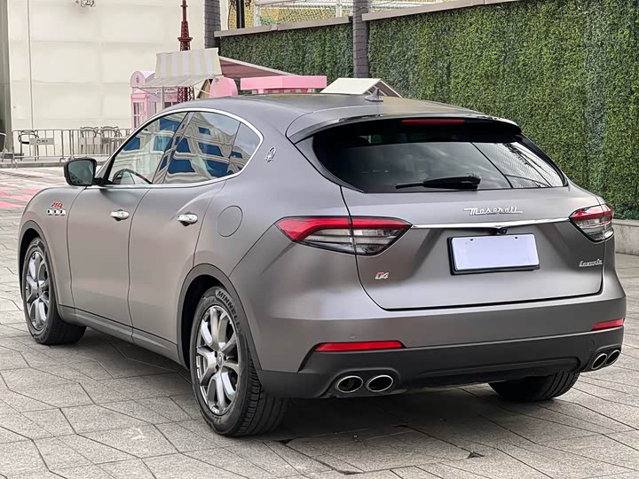 Фото 4 - Maserati Levante