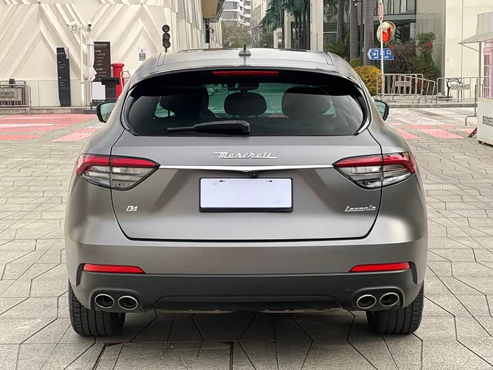 Фото 5 - Maserati Levante