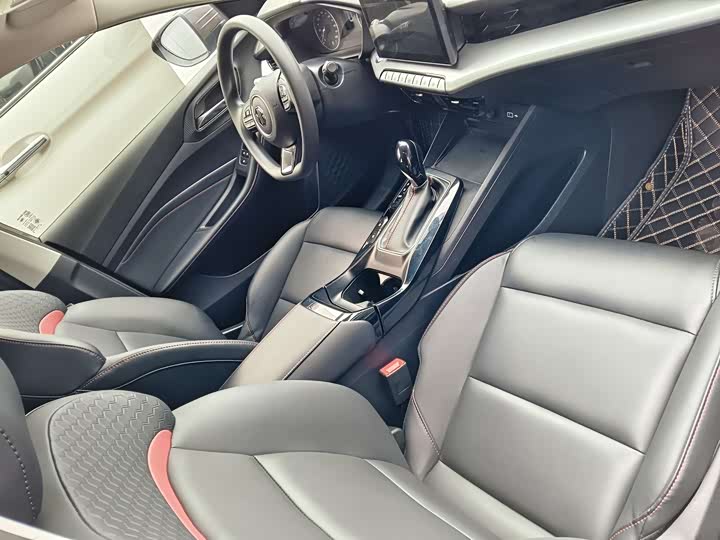 Фото 8 - MG Motor 5