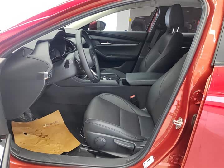 Фото 9 - Mazda 3 (Axela)