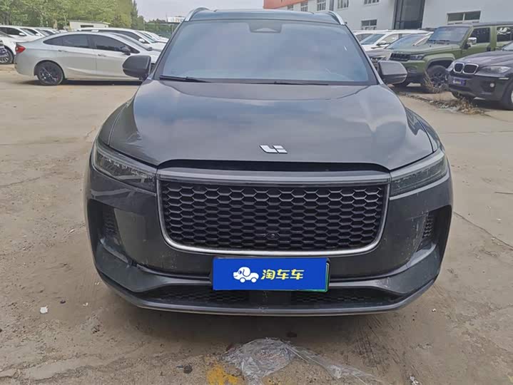 Фото 2 - LiXiang One