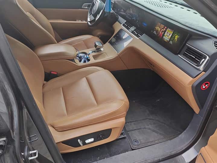 Фото 8 - LiXiang One