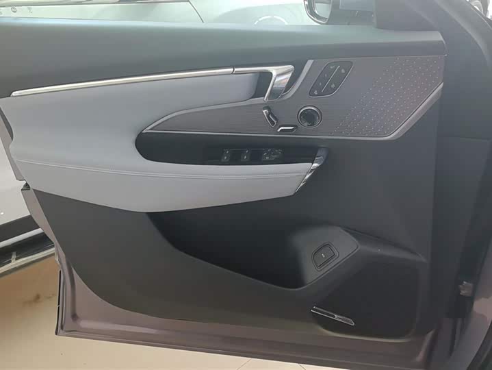 Фото 7 - Buick Electra E5