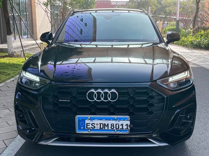 Фото 2 - Audi Q5L
