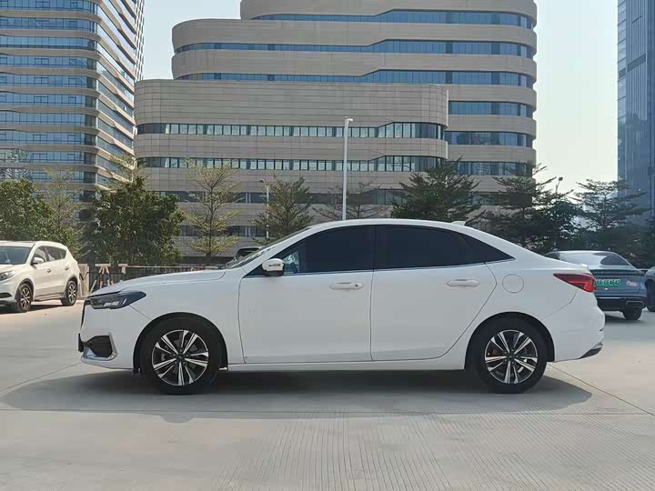 Фото 3 - Ford Escort