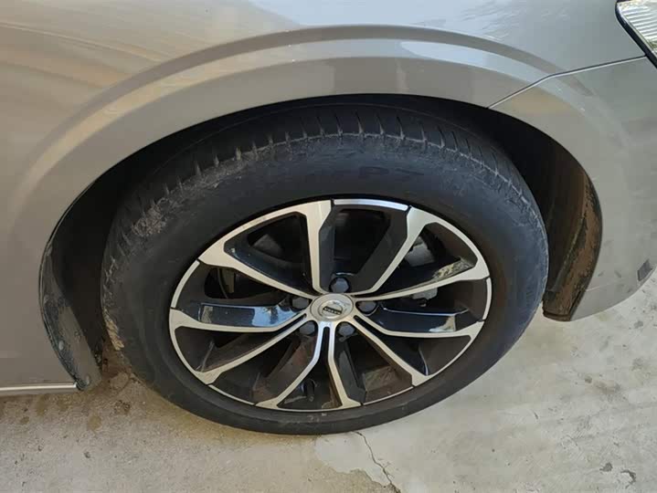 Фото 6 - Volvo S60