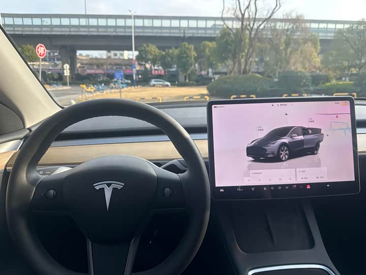 Фото 7 - Tesla Model Y
