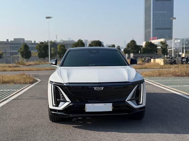 Фото 2 - Cadillac Lyriq