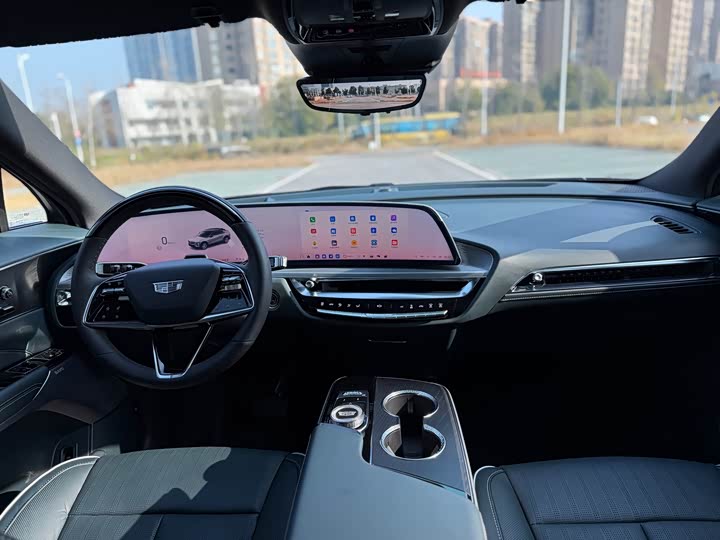 Фото 7 - Cadillac Lyriq