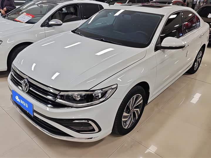 Фото 1 - Volkswagen Bora