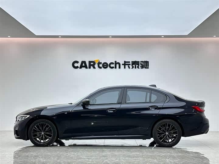 Photo 2 - BMW 3 Series