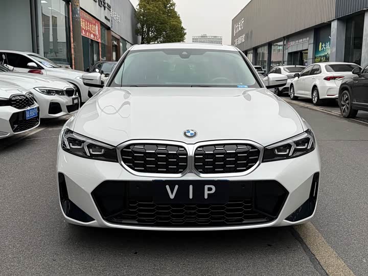 Фото 2 - BMW 3 Series