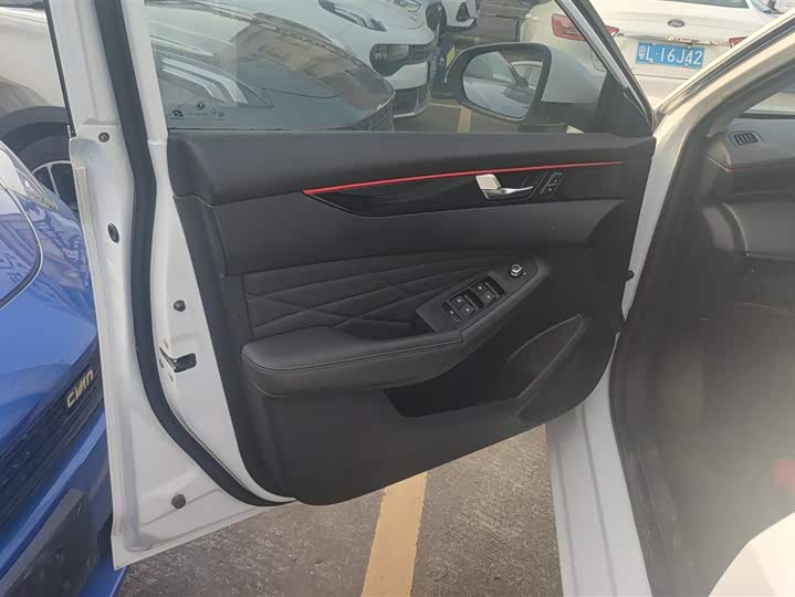 Фото 7 - Dongfeng Aeolus Yixuan Max