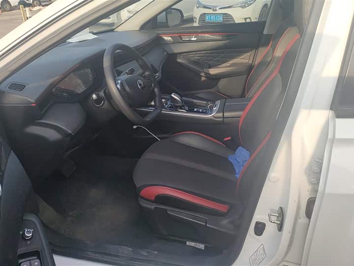 Фото 9 - Dongfeng Aeolus Yixuan Max