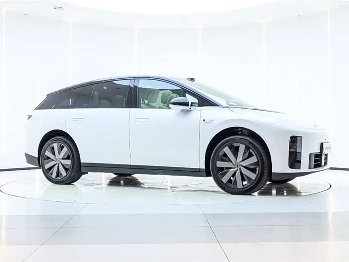 Фото 5 - LiXiang i6