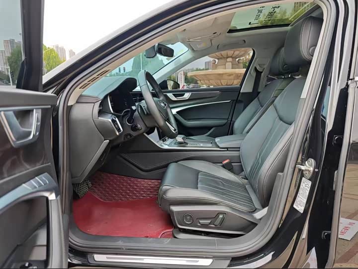 Фото 5 - Audi A6L