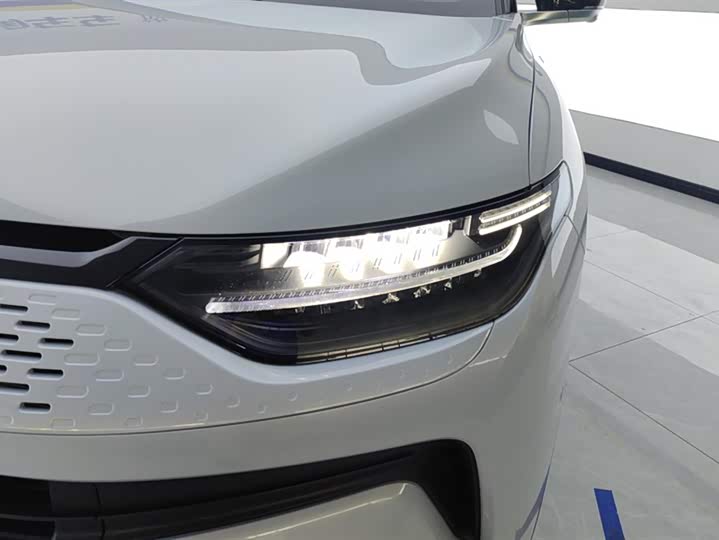 Фото 5 - Leapmotor C11