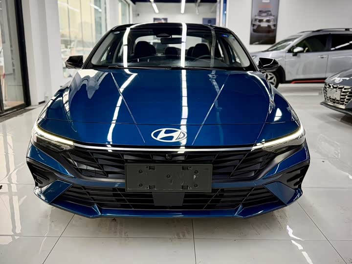 Фото 2 - Hyundai Elantra N line