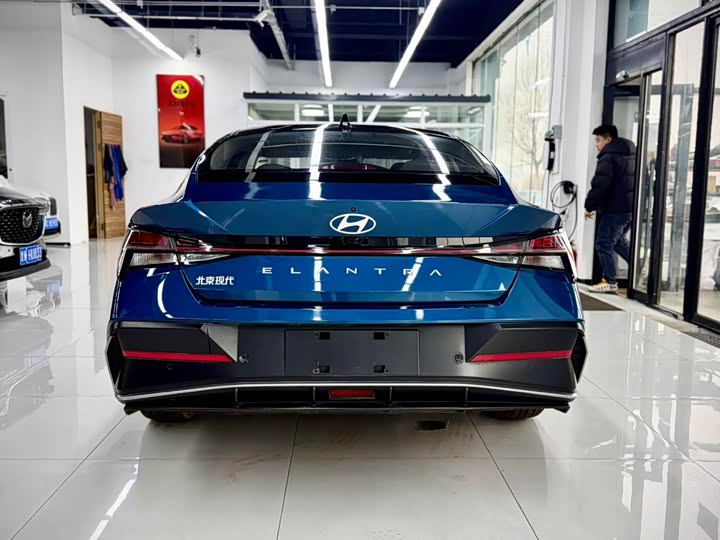 Фото 5 - Hyundai Elantra N line