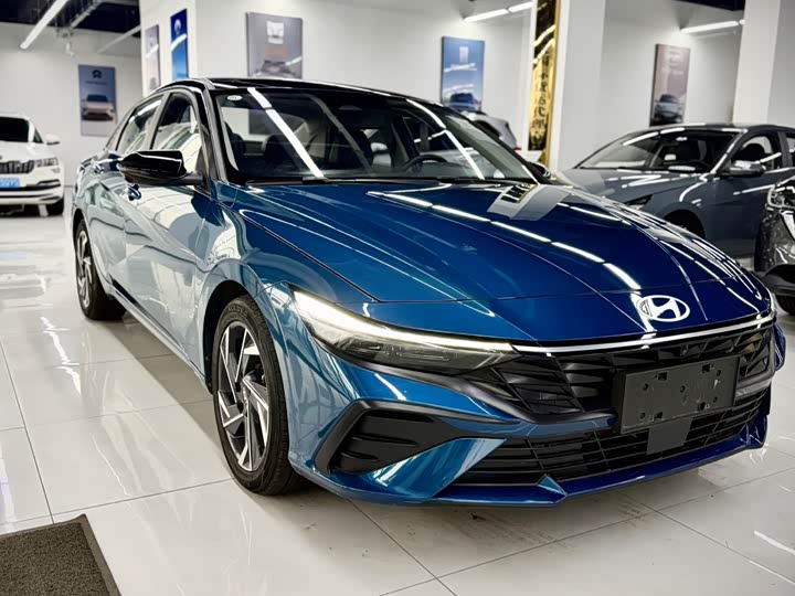 Фото 8 - Hyundai Elantra N line