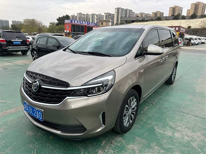 Фото 2 - Buick GL8 ES