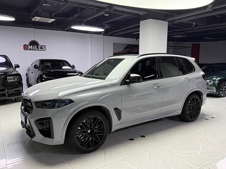 Фото 1 - BMW X5 M