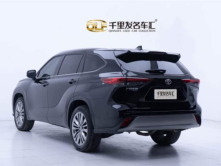 Фото 6 - Toyota Highlander