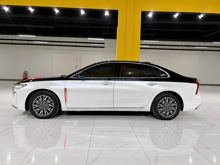 Фото 5 - Hongqi H5
