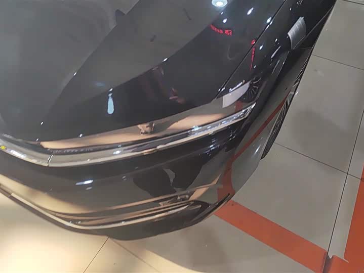 Фото 5 - Volkswagen Magotan