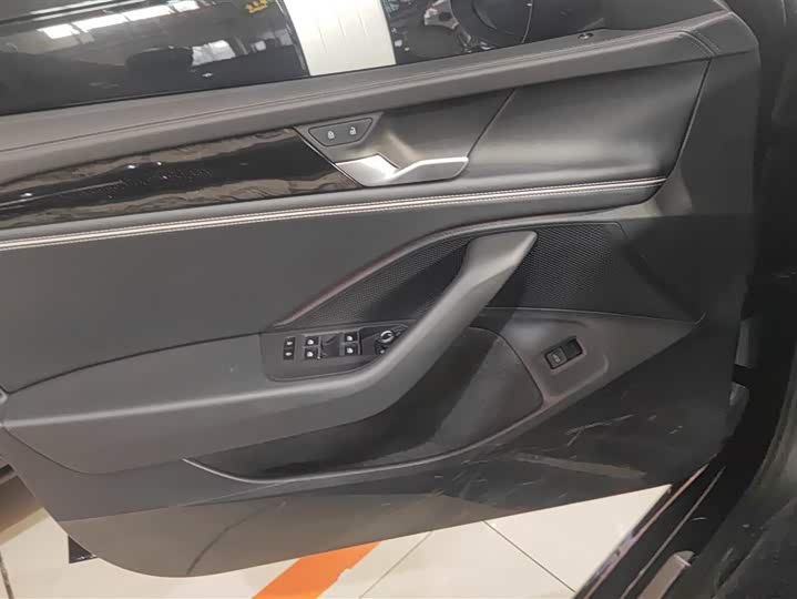 Фото 7 - Volkswagen Magotan