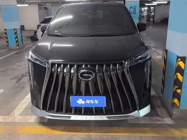 Фото 2 - GAC Trumpchi M8