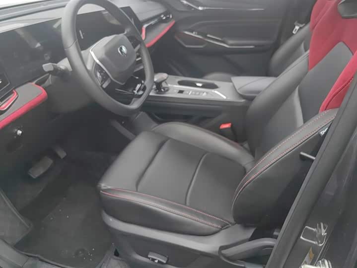 Фото 9 - Changan X5 Plus