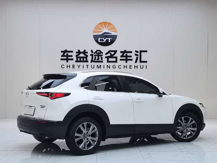 Фото 4 - Mazda CX-30