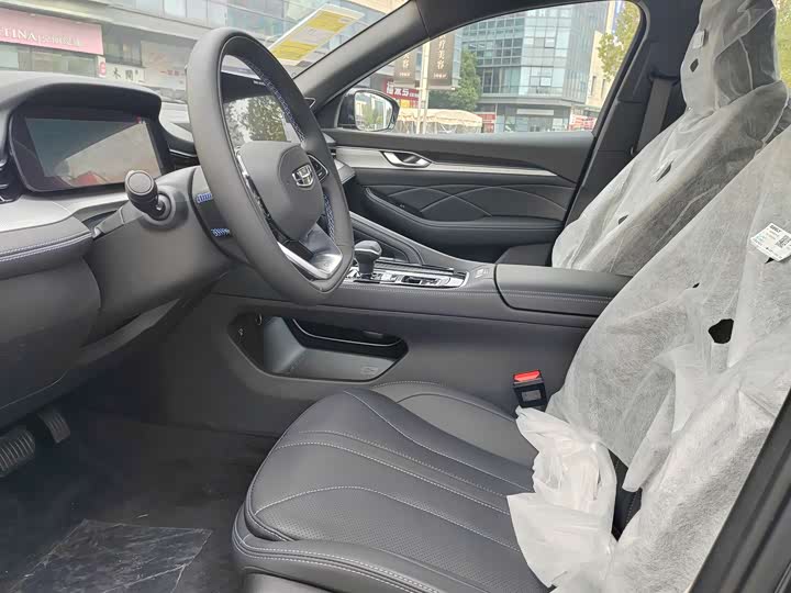 Photo 7 - Geely Preface