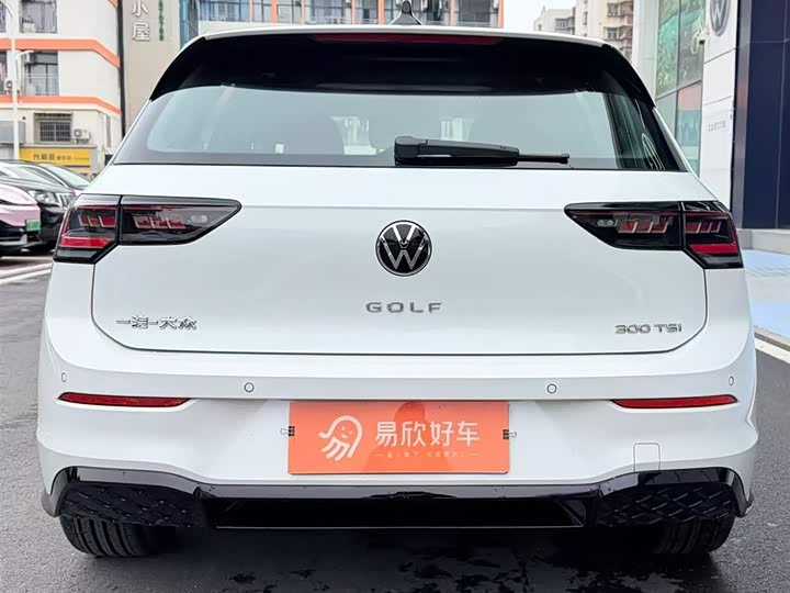 Фото 8 - Volkswagen Golf