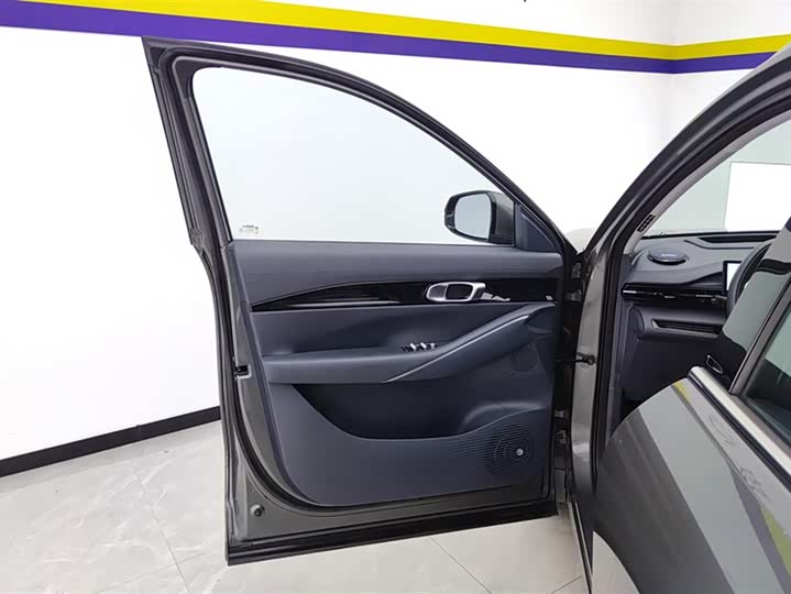 Фото 7 - Geely Galaxy E5