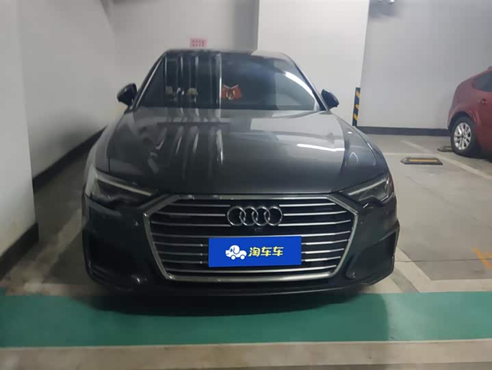 Фото 2 - Audi A6L