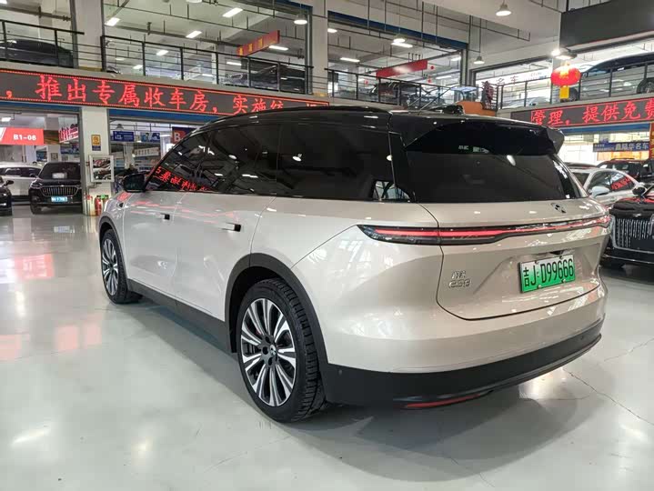 Фото 8 - Nio ES8