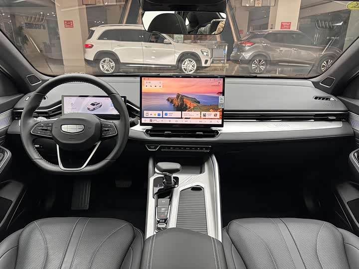 Photo 9 - Geely Preface