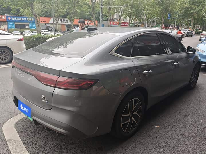 Фото 3 - BYD Qin L