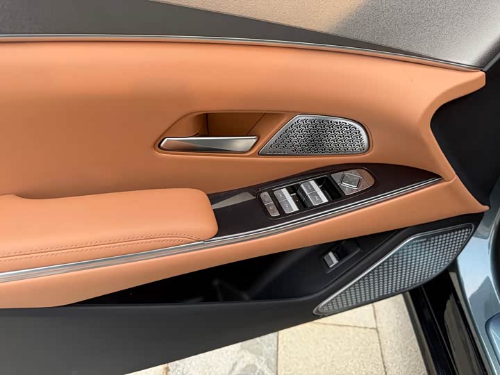 Фото 6 - BYD Han