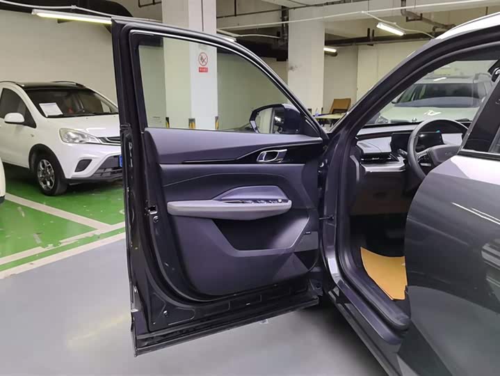 Фото 7 - Changan Oshan Z6 Hybrid