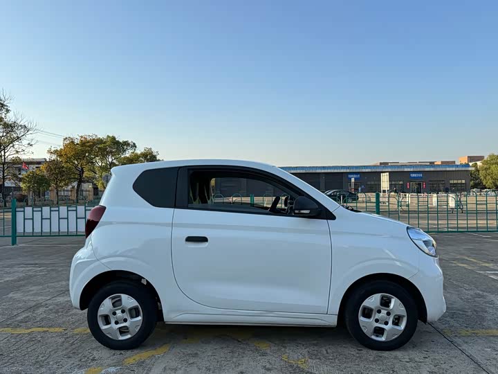 Фото 8 - Roewe Clever