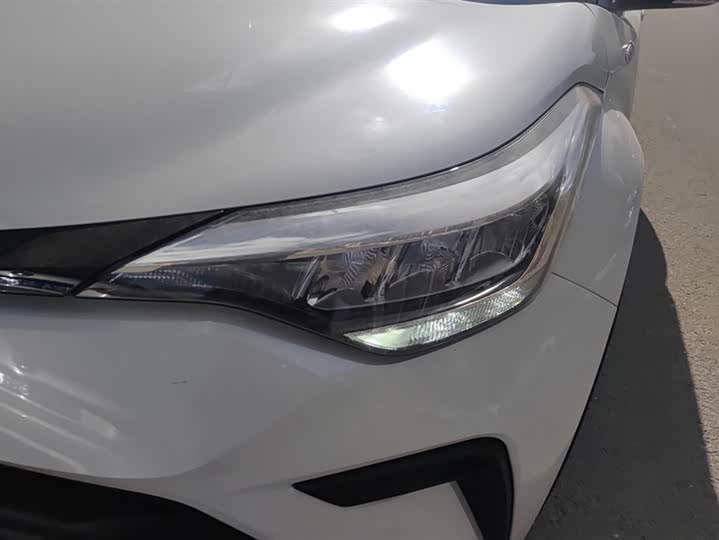 Фото 5 - Toyota Izoa