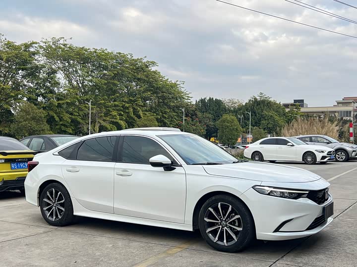 Фото 3 - Honda Integra