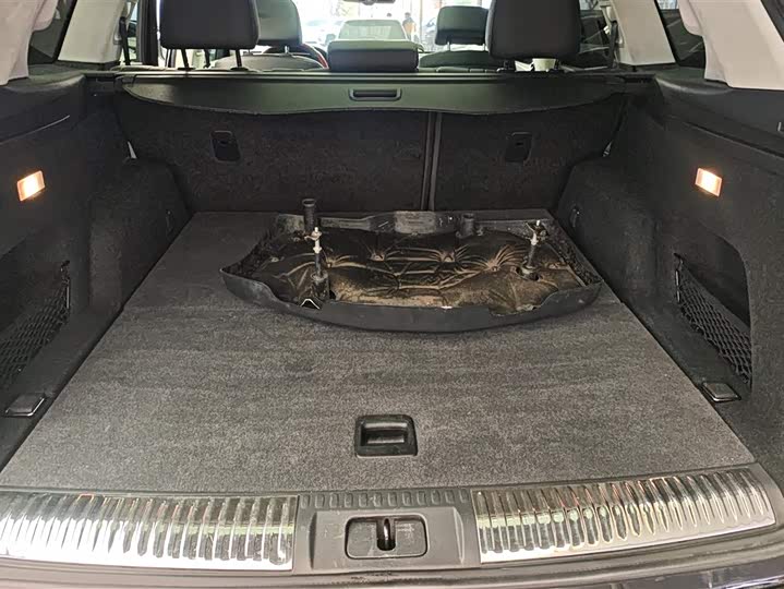 Фото 4 - Hongqi HS7