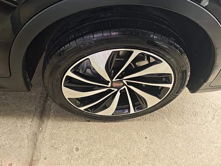 Фото 6 - Hongqi HS7