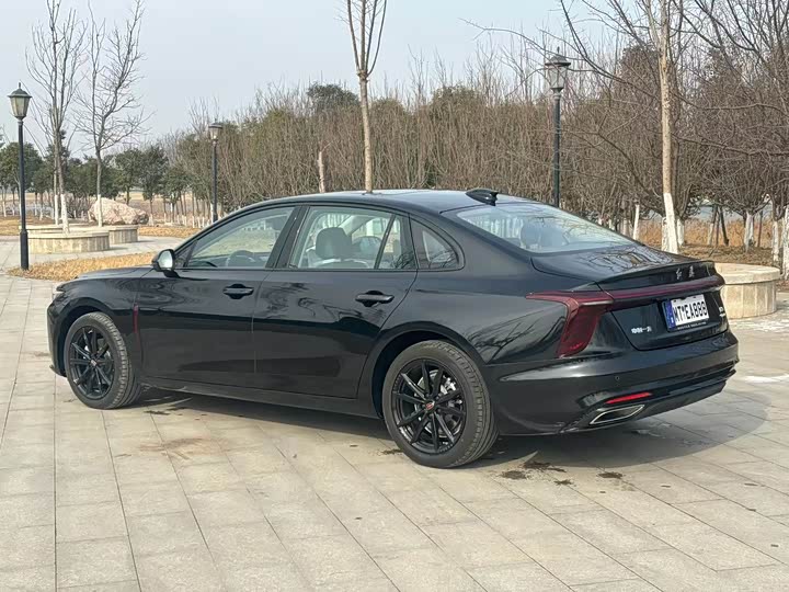 Фото 9 - Hongqi H5